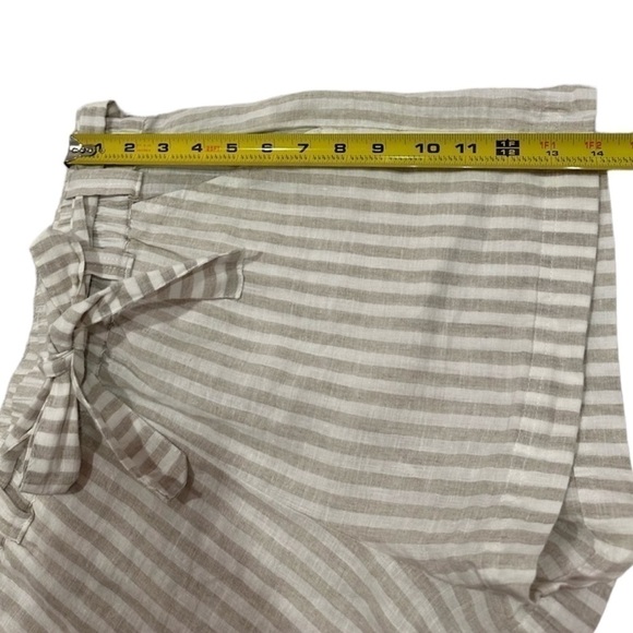 Holbrook High Waisted Shorts Beige and White Vertical Stripes Size Small - Picture 6 of 10